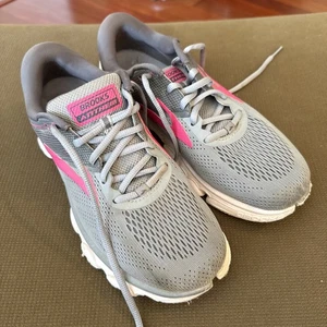 Brooks Anthem Running Shoes Sneakers Women's Size 9 Gray & Pink - Picture 1 of 13