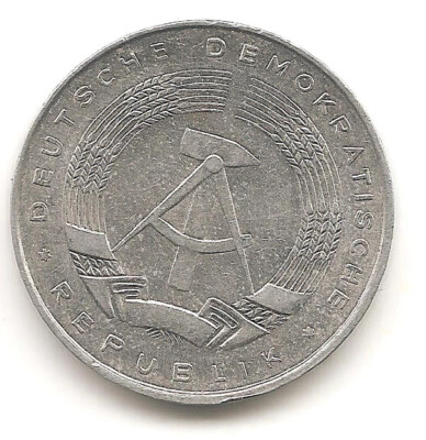 1975 A East German Democratic Republic 5 pfennig - KM9.1 - VF - Image 1 of 2