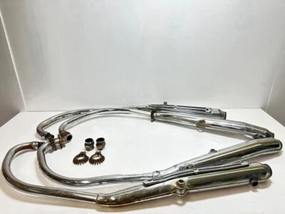 Juego de escape genuino Honda CB750Four K1 HM300 y HM341 Foto 1 de 4