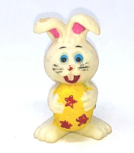 Figura Conejo con Huevo Plástico 4 cm Grande (50-II) - Imagen 1 de 4