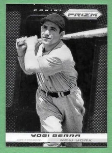 2013 Panini Prizm # 180 Yogi Berra Yankees tarjeta de plata casi como nueva - Imagen 1 de 2