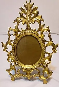 Vintage Victorian Hollywood Regency Gold Heavy Picture Frame. 8" by 5" Romantic - Picture 1 of 9