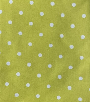Soirée Paula Prass de Verano para Michael Miller Tela Verde Blanco Lunares 2 Yardas Foto 1 de 3