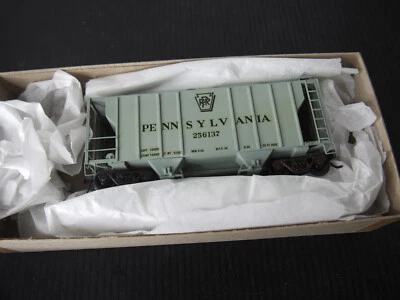 Bowser HO Scale 70-Ton 2-Bay Hopper Kit 56201  PRR Circle Keystone VHTF - Image 1 of 4