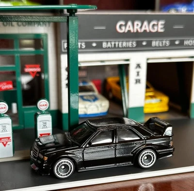 Hot Wheels Premium Modern Classics 1990 Mercedes Benz 190 E 2.5-16 Loose Mint - Image 1 of 4