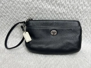 Coach Black Leather Turn-lock Wristlet Zip-top Bag Clutch/Wallet - Picture 1 of 6