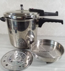 Pentola a pressione Innova 10 Quart in acciaio inox 42110 con jiggle e rack - Foto 1 di 9