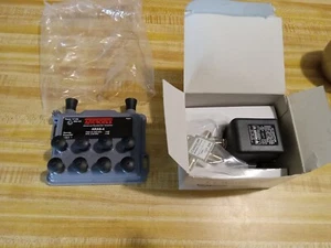 o'o'o . TV COAXIAL SPLITTER . 1 INPUT 8 OUTPUTs . ANTRONIX FRA8-0400 Amplifier - Picture 1 of 5