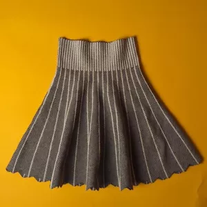 Women's Vintage Gray White Striped Mini Skater Skirt - Picture 1 of 4