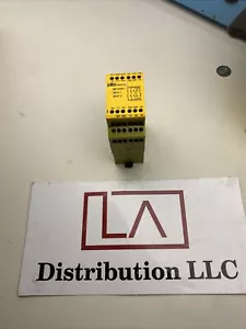 Pilz PNOZ X4 24VDC 3n/o 1n/c Safety Relay, 24 VDC, 2.5W NTO - Picture 1 of 4
