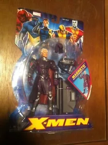 NEW X-Men Marvel Super Poseable MAGNETO Eric Lensherr No Helmet Figure RARE - Picture 1 of 9