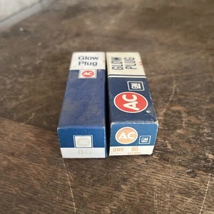 2 NOS ACDELCO 8G/5613680 GLOW PLUG FOR DIESEL - Picture 1 of 5