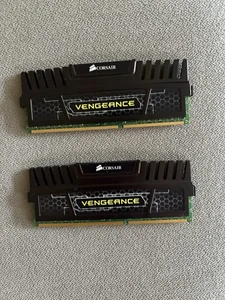 Corsair Vengeance Desktop Memory 12MB (X2) 1600MHz CMZ6GX3M3A1600C9 - Picture 1 of 2