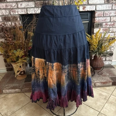 Saia feminina nova com etiquetas L.A Blues azul marinho tie dye boho caprichosa midi em camadas - Imagem 1 de 4