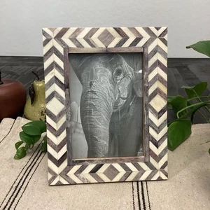 Knochenintarsien Elfenbein & Grau Chevron Mosaik 5 x 7 Bilderrahmen Elefant Elfenbein Holz - Bild 1 von 9