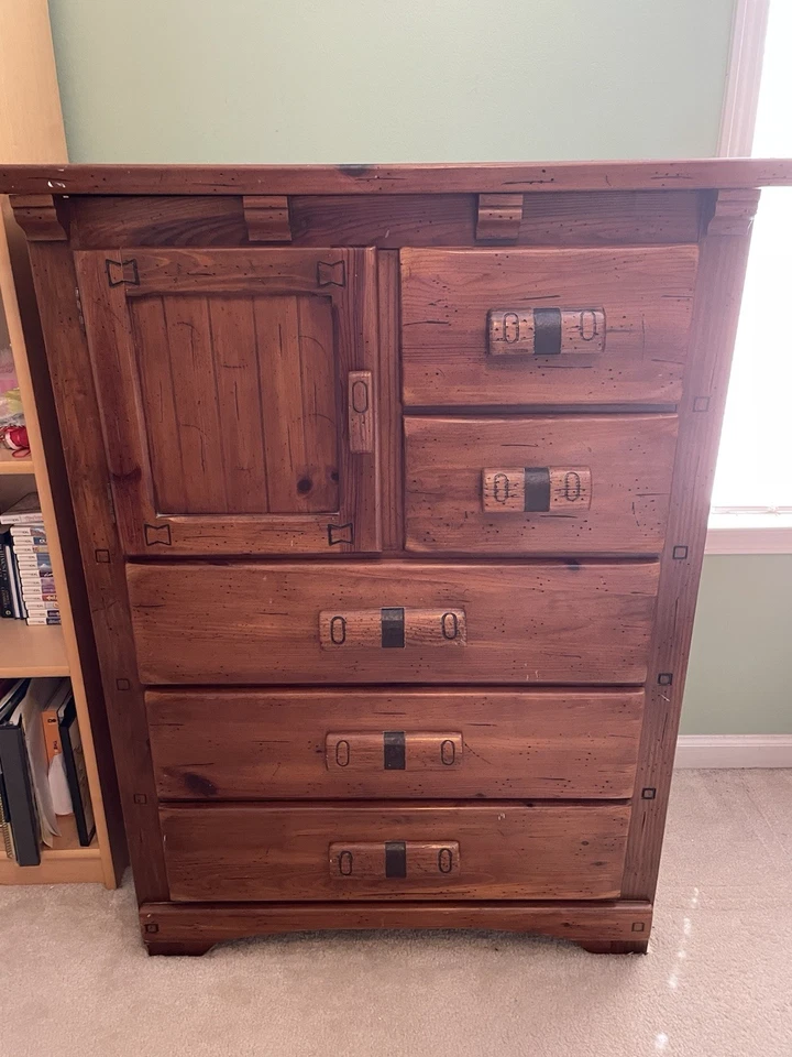 Rustic 4-Piece Wood Furniture Set Link-Taylor Rawhide Collection LOCAL P/U ONLY - Image 1 of 4