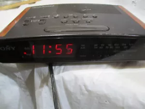 Vintage Wood Grain Sony Dream Machine ICF-C420 Dual Alarm AM/FM Clock Radio - Picture 1 of 6
