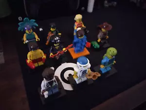 Lego CMF minifigures: Simpsons, Disney, Series 4, 8, 10, 12, 18, 19, 21, 25 - Picture 1 of 5