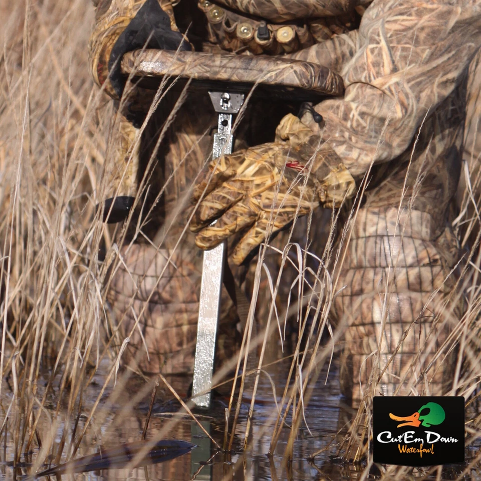 AVERY OUTDOORS GREENHEAD GEAR GHG MARSH SEAT FIELD HUNTING STOOL - Image 1 of 3