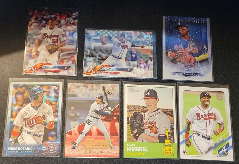 Lote 7 cartas Atlanta Braves com inserções de novatos Ronald Acuna e mais  - Imagem 1 de 1