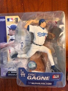 NEW ERIC GAGNE # 38 DODGERS - 2003 SERIES 5 MCFARLANE MLB FIGURE- WHITE JERSEY - Picture 1 of 5