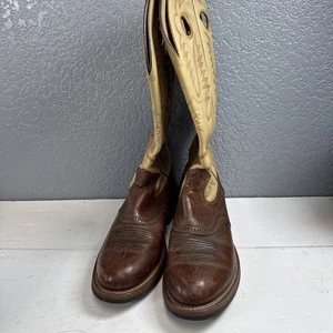 ARIAT Leather Round Toe Roper Style Boots Size - 10D Preowned - Picture 1 of 17