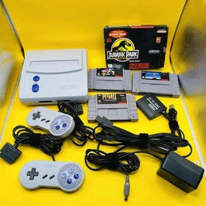 Super Nintendo SNES Jr. Consola SNS-101 2 Controladores 4 Juegos Paquete ¡Todo Probado! - Imagen 1 de 16