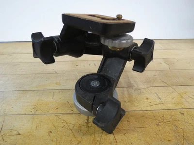 BOGEN MANFROTTO #3025 THREEWAY TRIPOD HEAD - Image 1 of 4