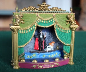 2006 Carlton Heirloom Musical Ornament The Phantom of the Opera - Picture 1 of 7