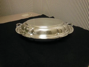 Wallace Sterling Silver Rare Scalloped Edged Server With Fitted Lid - Picture 1 of 11