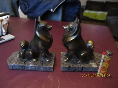 Serre-Livres Chien Régule Patine Bronze, sur marbre, Art déco  - Photo 1/4