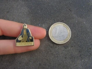 insigne pins  Lamartine (  c 64 juin ) - Picture 1 of 2
