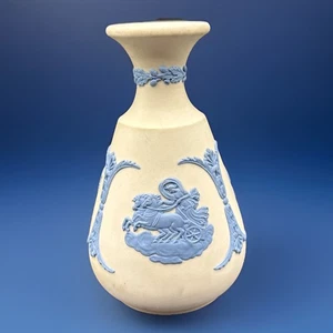 Vintage Wedgwood Reverse White & Blue Jasperware Bud Vase - Picture 1 of 11