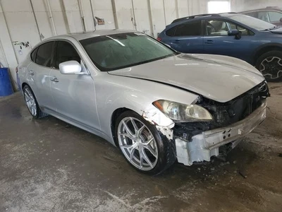 Radiator Fits 14-19 INFINITI Q70 2655333 - Image 1 of 4