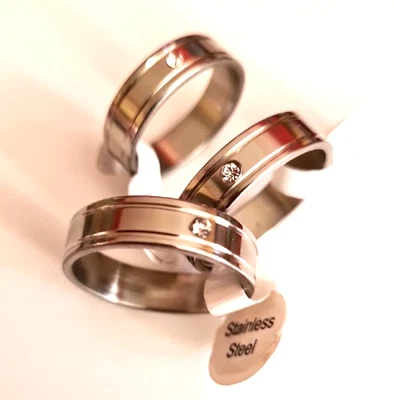 Edelstahl Ring Mit 2 Rillen und Zirkonia Strass Stein - Bild 1 von 4