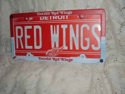 DETROIT RED WINGS PLÁSTICO MATRÍCULA Y MARCO OFERTA 6" X 12" NUEVO Foto 1 de 3