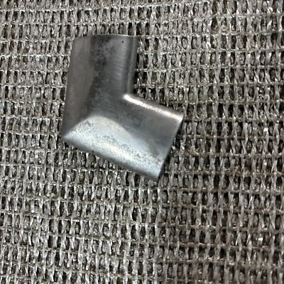 Parabrisas esquina inferior izquierda dodge meadowbrook cromado 1953 Foto 1 de 4