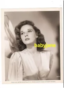 SUSAN HAYWARD ORIGINAL 8X10 PHOTO 1947 LOVELY PORTAIT UNIVERSAL PICTURES - Picture 1 of 1