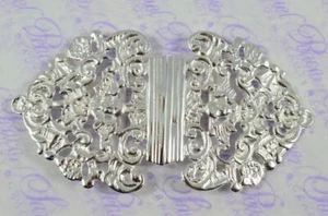 Cased Windsor Pattern Silver Plated Nurses Buckle Handmade in Sheffield - Picture 1 of 10
