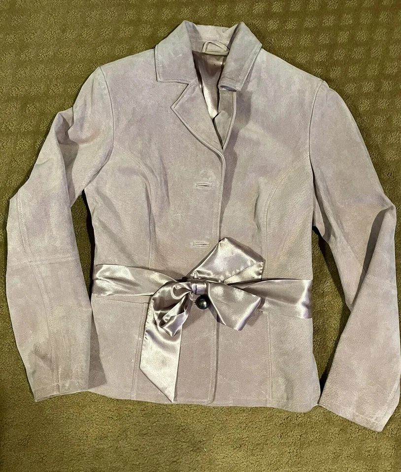 Chaqueta de gamuza rosa pálido talla pequeña faja satinada de cuero talla RUFF HEWN $29 VER Foto 1 de 4