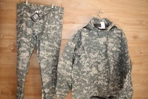 New ACU ECWCS Gen III L6 Wet Weather Jacket and Pants Set size Medium NWT - Picture 1 of 10