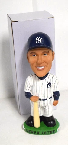 Derek Jeter New York Yankees Hormel Land-O-Lakes Bobblehead SGA w/ Box JE303 Cover