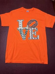 Philadelphia Sports LOVE Orange T-shirt - Eagles Phillies Flyers 76ers Size Med