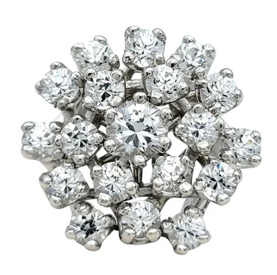 Anillo cúpula agrupada de espinela incolora y diamantes cultivados en laboratorio de oro blanco de 14 quilates Foto 1 de 4