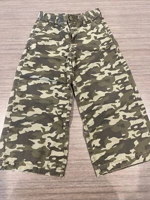 Pantalones camuflados de pierna ancha recortados para niñas Gymboree talla 8 nuevos sin etiquetas Foto 1 de 4