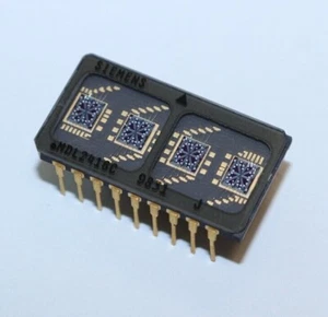 16 SEGMENT MILITÄR ALPHANUMERISCHES DISPLAY MIT SPEICHER SIEMENS MDL2416C - Bild 1 von 5