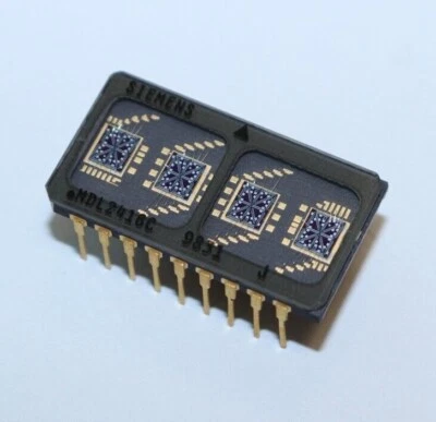 16 SEGMENT MILITARY ALPHANUMERIC DISPLAY WITH MEMORY SIEMENS MDL2416C - Image 1 of 4