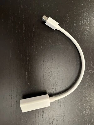 DisplayPort to HDMI 1.4 Adapter - Image 1 of 3