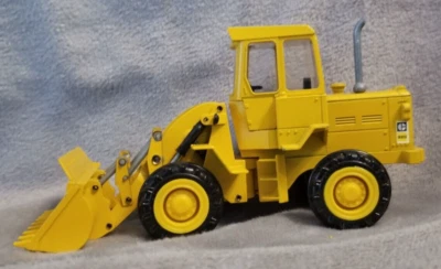 Cargador de ruedas Caterpillar Cat 920 de colección años 80 1/50 de Radlader con Alemania con caja Foto 1 de 4