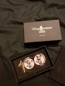 JCB Gold Card Benefits 2023 Disney Briefbeschwerer Mickey & Minnie - Bild 1 von 6